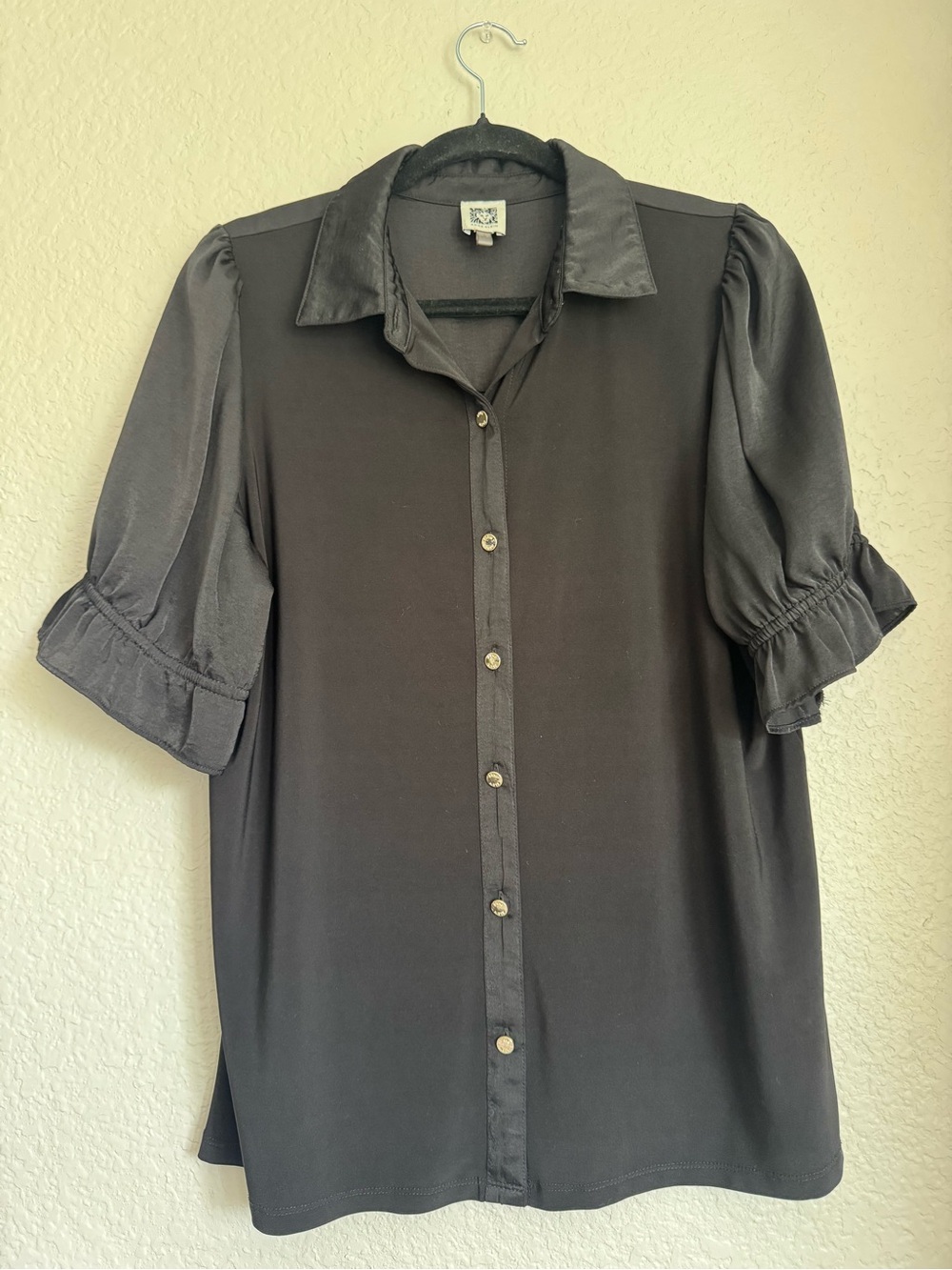 Anne Klein Black Button-Down Short Sleeve Shirt